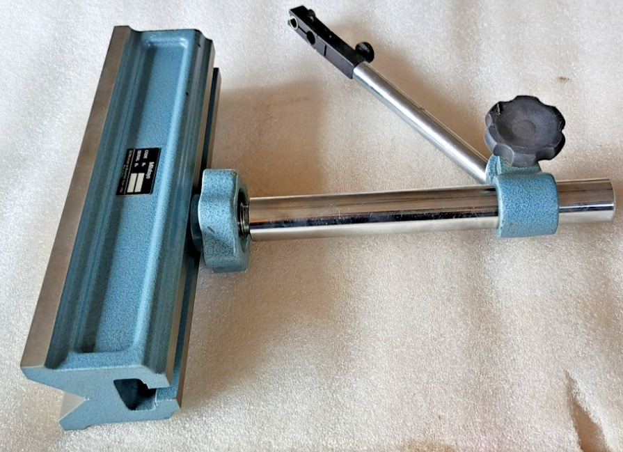 MITUTOYO 914-101 UNIVERSAL FINE ADJUSTMENT MEASURING STAND BASE