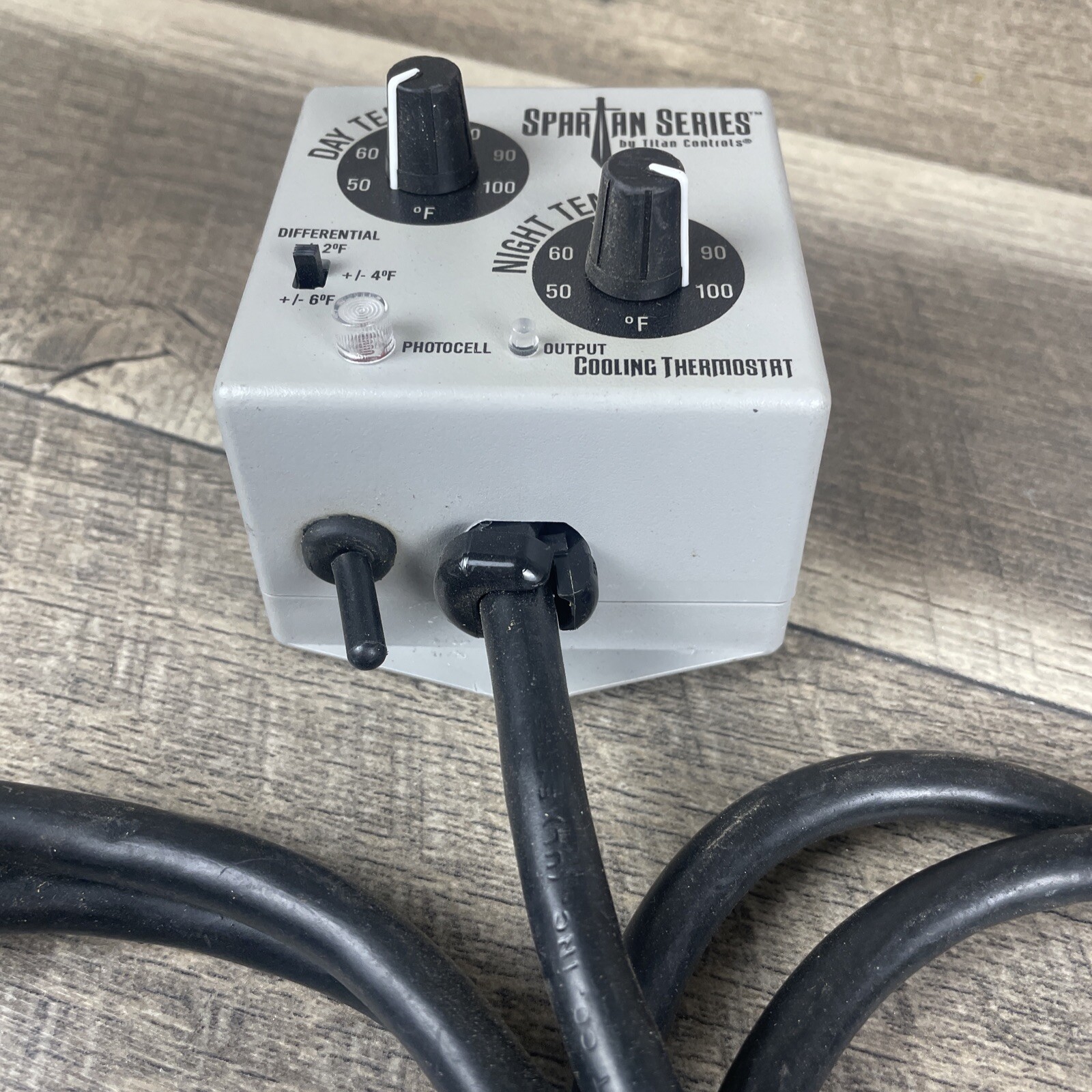 Titan Controls 702897 Spartan Series Fan Speed Controller