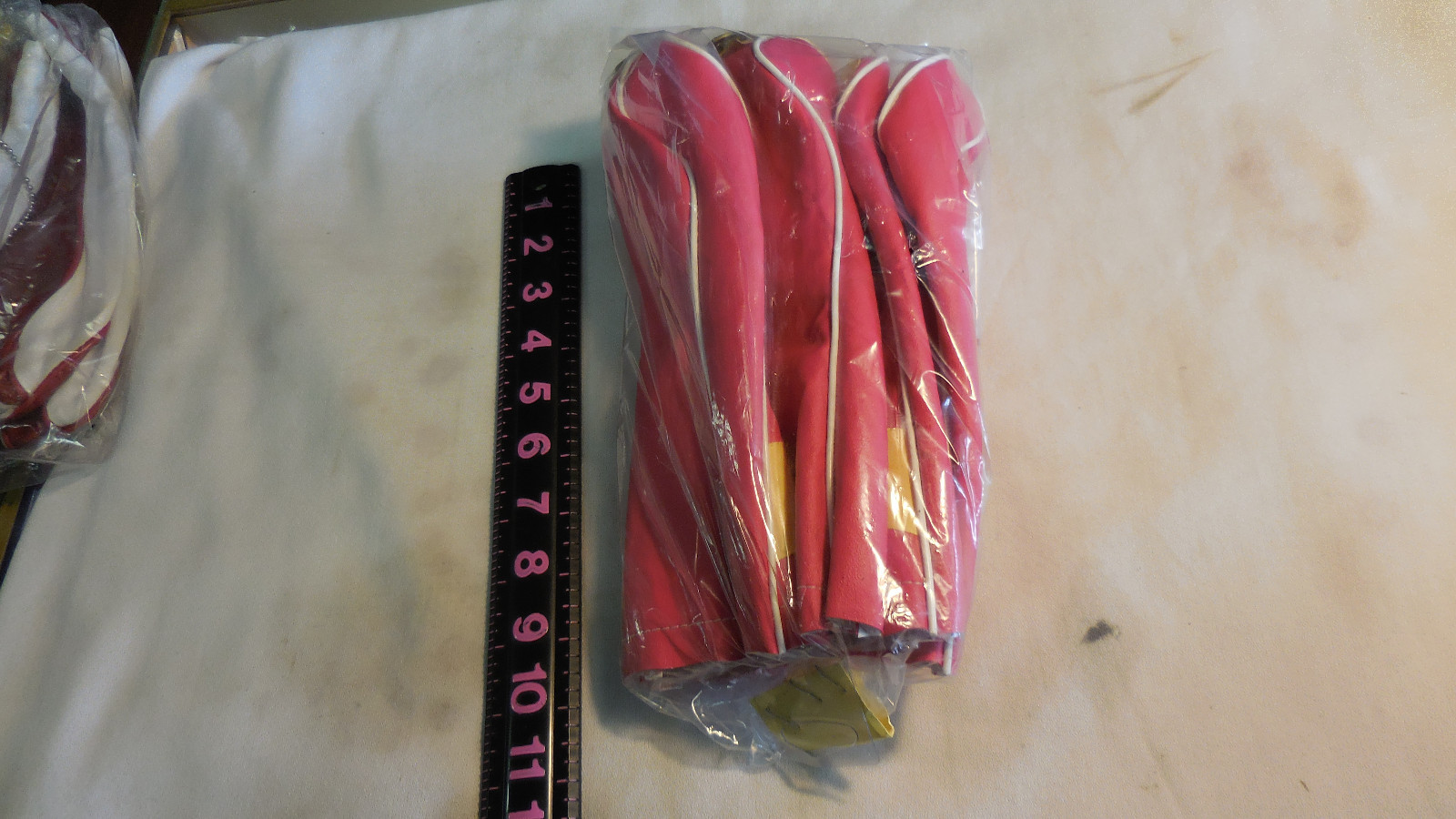 BURTON NOS FACTORY SEALED VINTAGE GOLF 4 CLUB HEAD COVERSPINK/YELLOW  NO TAGS