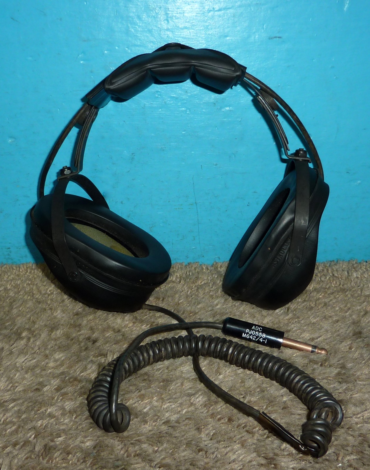 Astrocom H-251A/U Military Aviation Headset Model 10355B Very Good Condition
