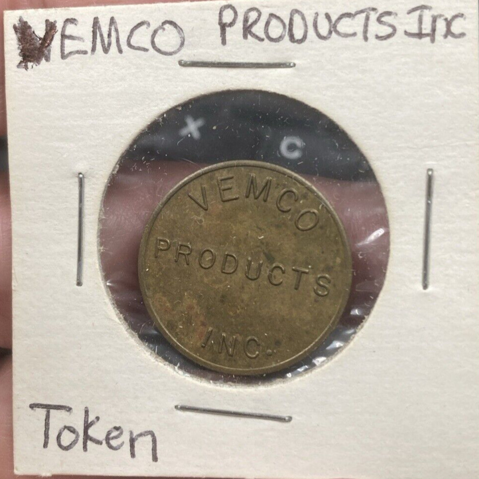 Vemco Products Inc Token vintage, please look at the scans carefully