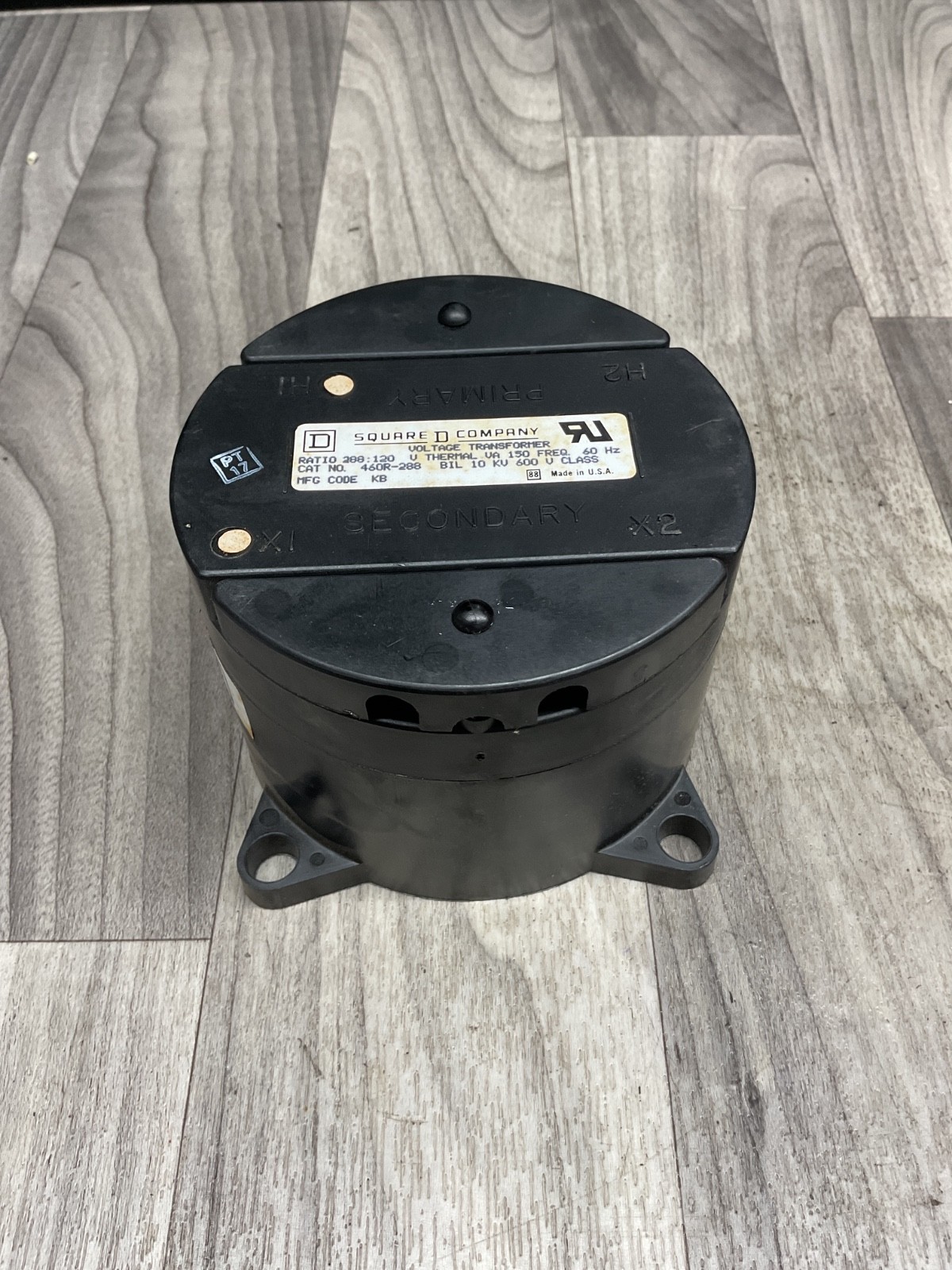SQUARE D 460R-288 VOLTAGE TRANSFORMER #4011D131PR5SI