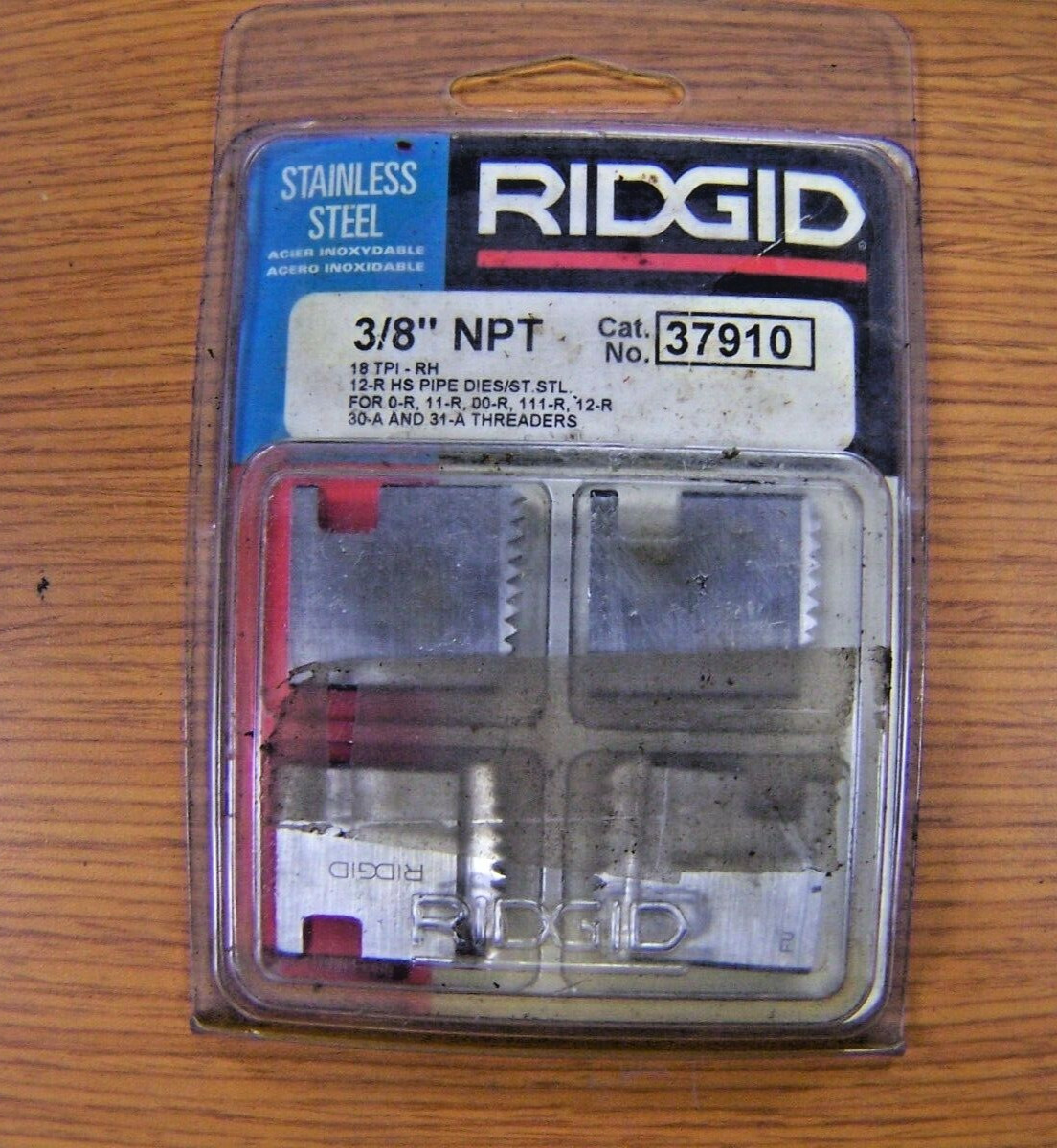 NEW RIDGID 3/8" NPT HIGH SPEED STAINLESS STEEL DIE 18 TPI RH RIDGID 37910