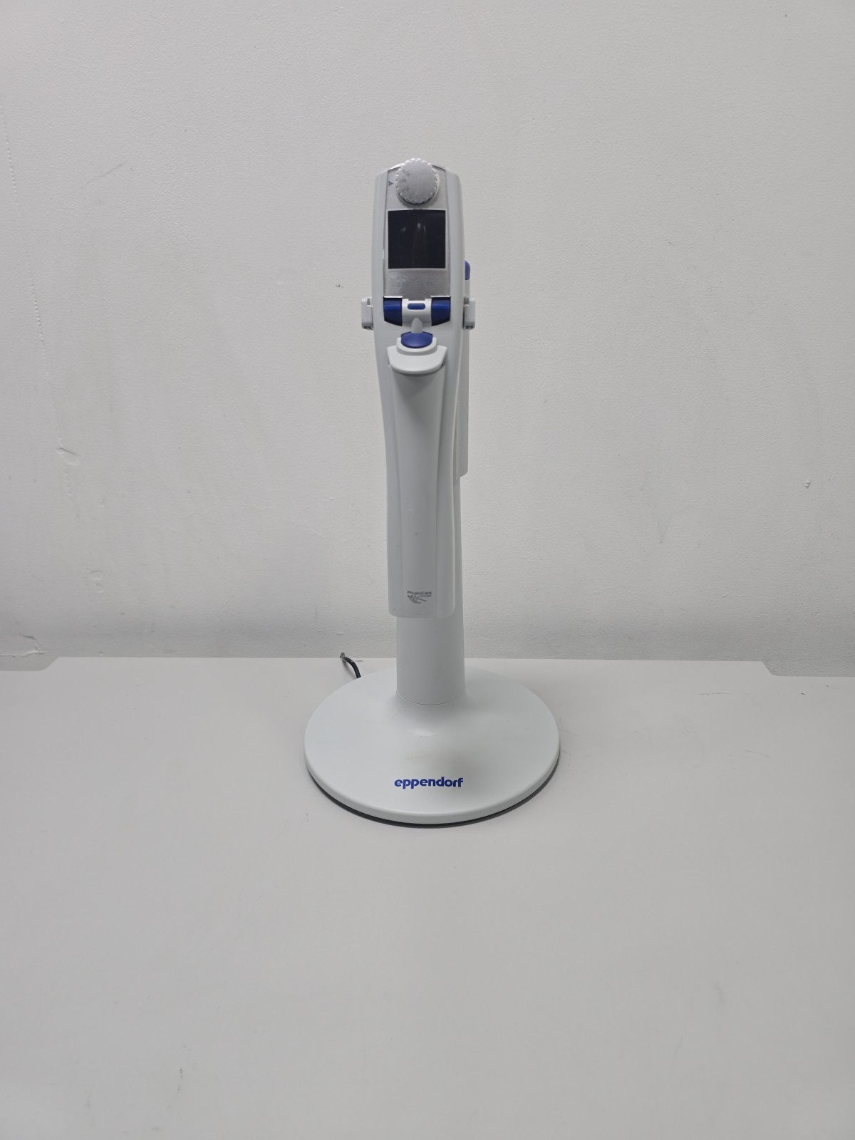 Used Eppendorf Repeater E3 Digital Pipettor w/ Stand