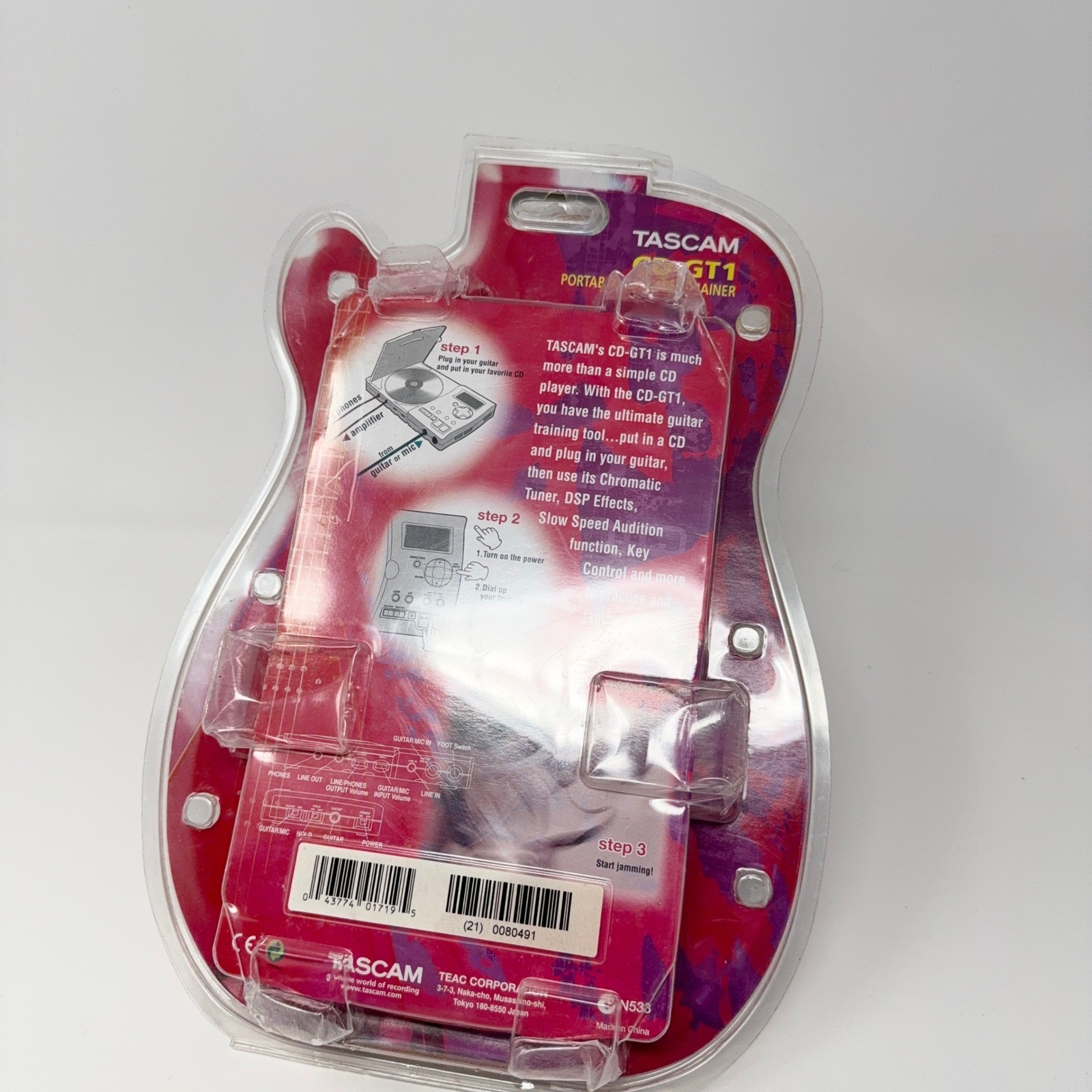 TASCAM CD-GT1 Red Portable CD Guitar Trainer Tested & Working Original Packaging