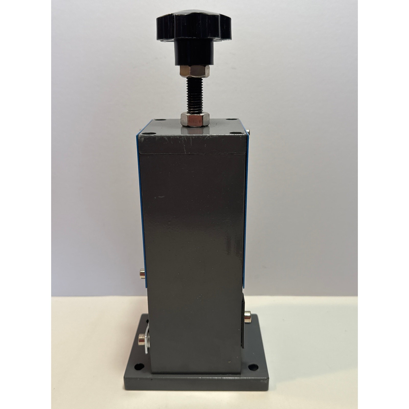Senduo Manual Wire Stripper Machine
