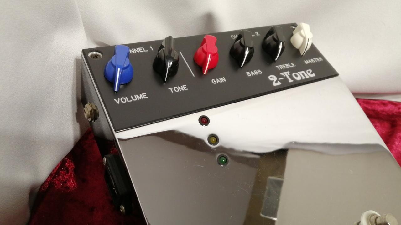 BAD CAT 2-Tone PRE Guitar Effect Pedal Used