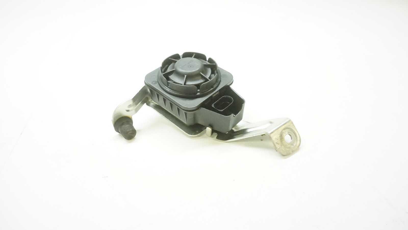 OEM Audi A3 Anti-Theft Alarm Siren w/ Bracket 5Q0951605 (2015-2020)
