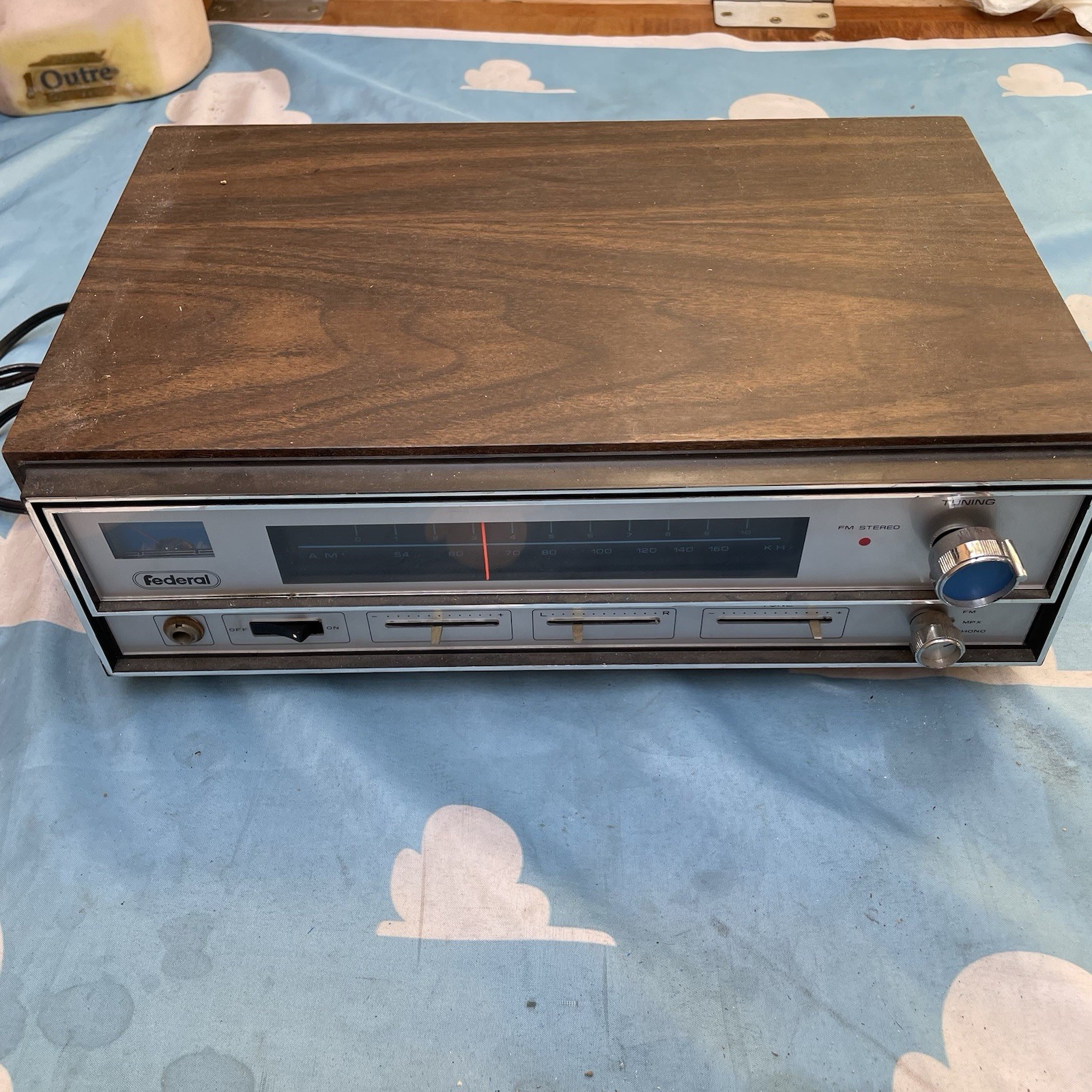 VINTAGE FEDERAL AM FM SOLID STATE STEREO RECEIVER MODEL DS-400