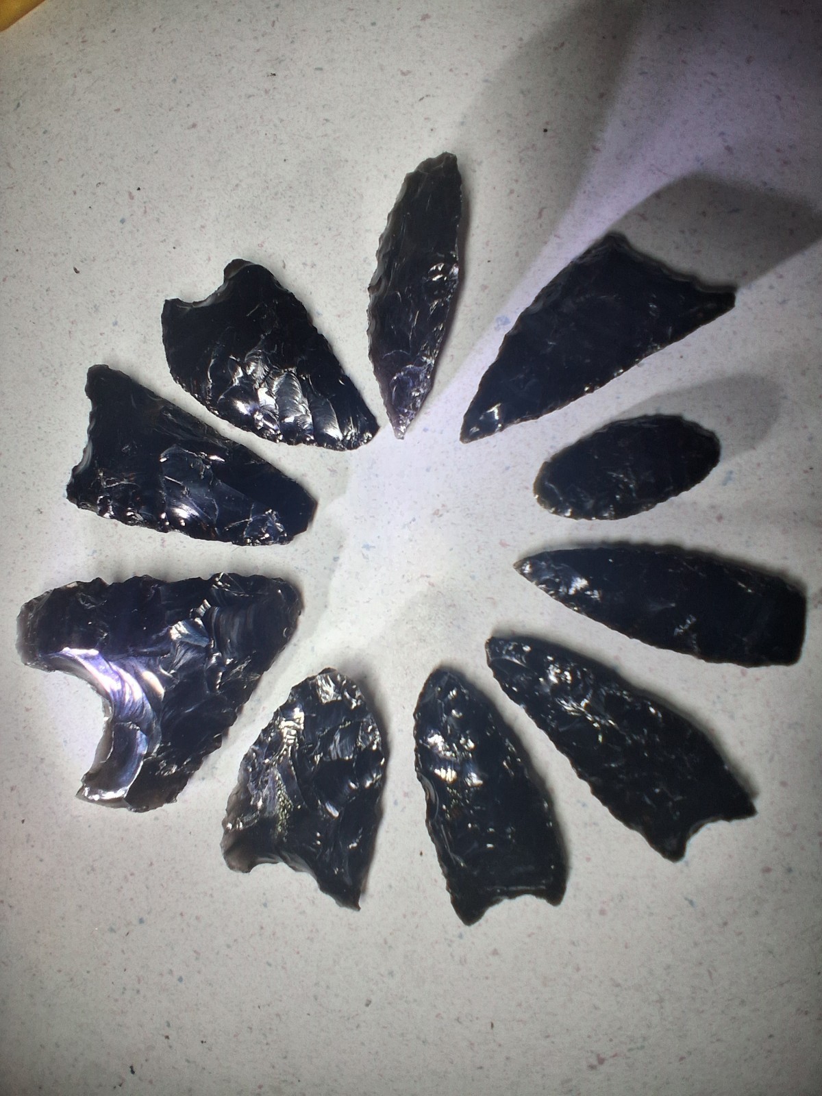 10 Arrowhead Piece Set  Modern