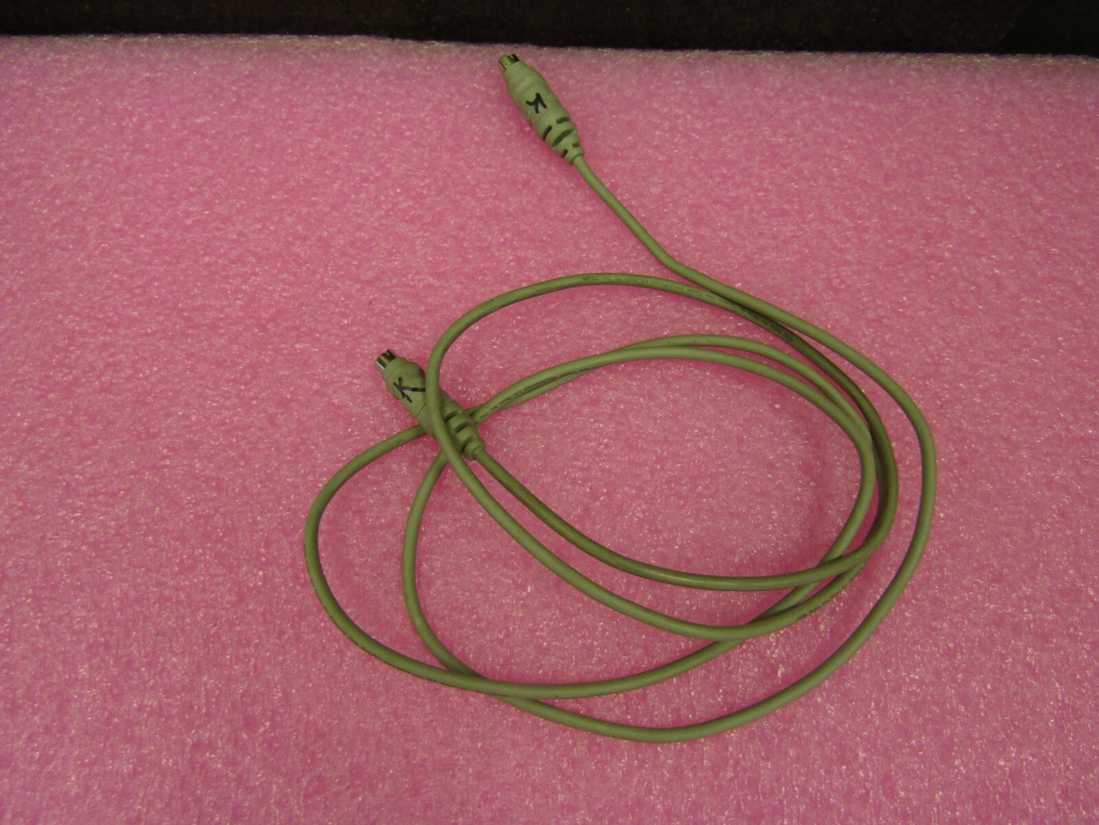 F2N036-06 Belkin Pro Series PS/2 Keyboard Replacement Cable