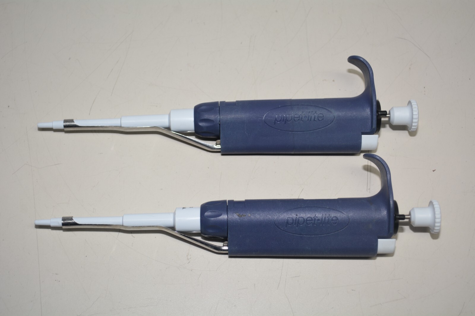 Lot 2x Rainin Pipet-Lite LTS 2-20µL L20 Single Channel Manual Pipette #W3080