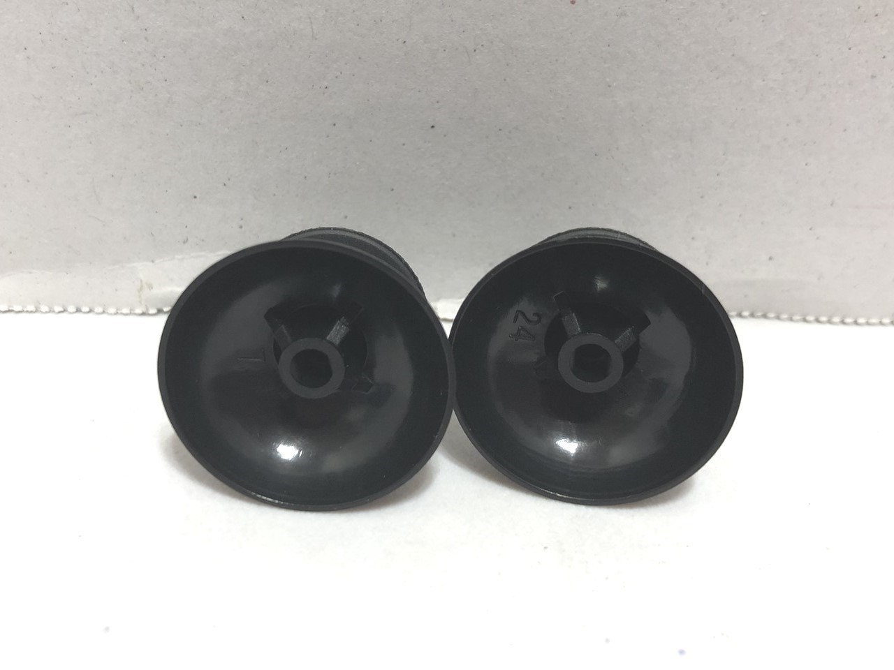 Original Xbox + Xbox 360 - Black Replacement Stick Thumb Caps - NEW
