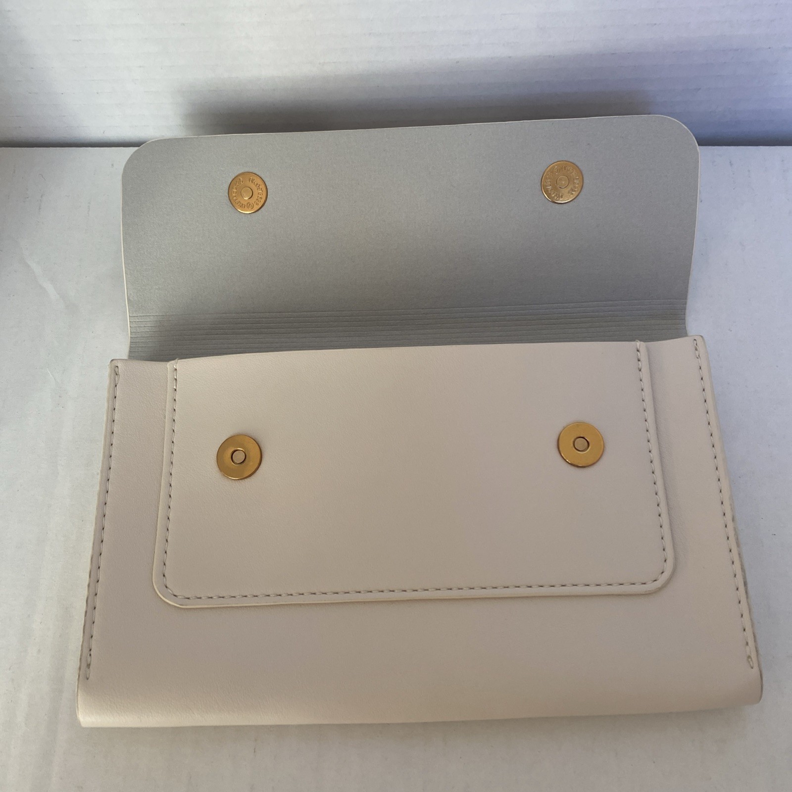 Beige Wallet Leather Organizer