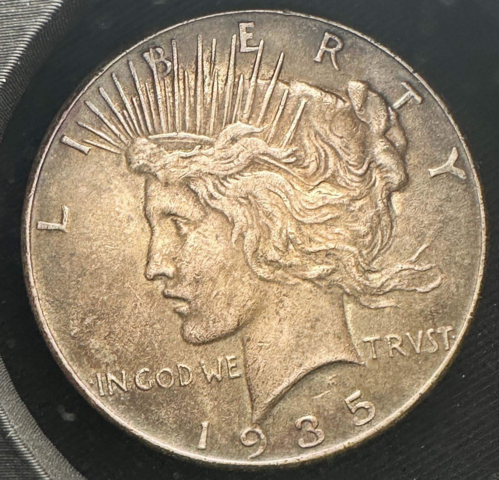 21935 Peace Silver Dollar 90% Pure Silver Coin Dark Toned Last Year Issue
