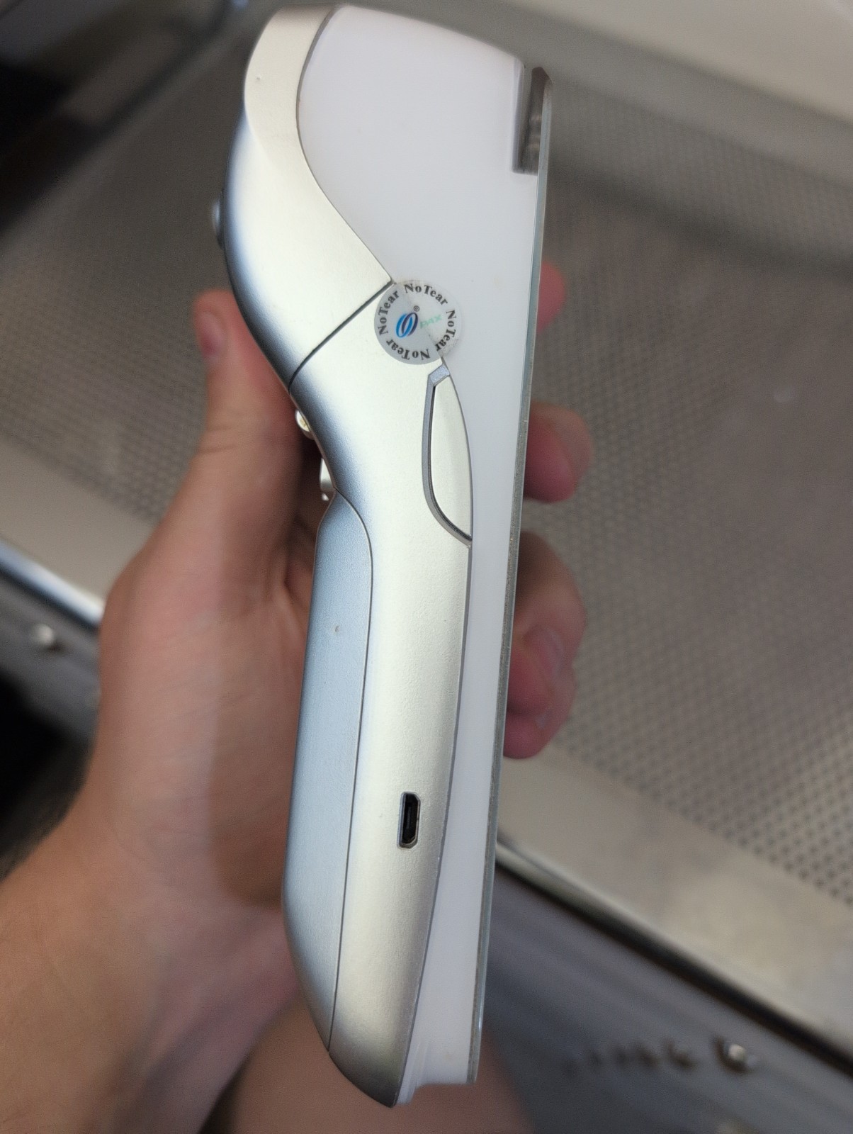 PAX A920*POWERS ON