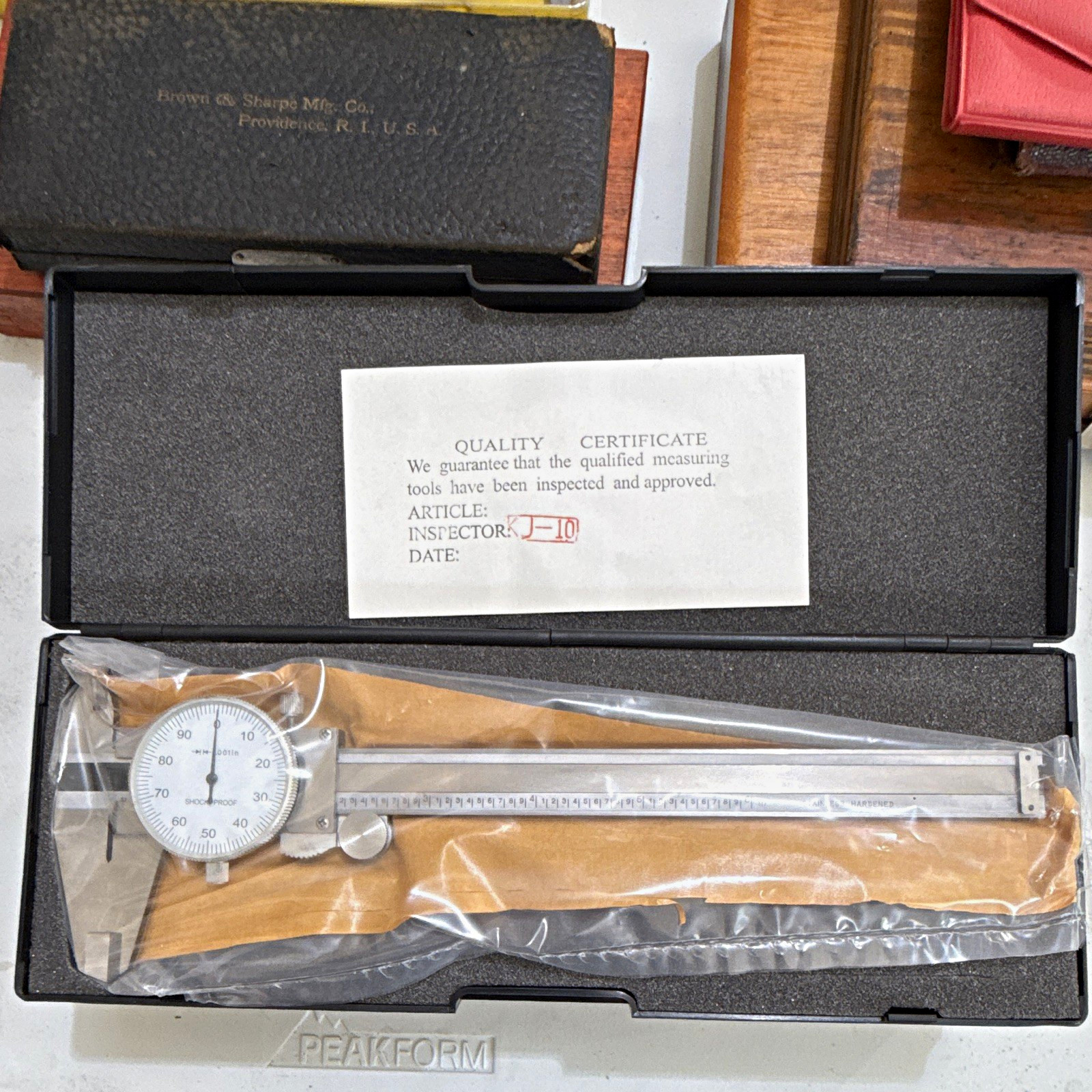 Peakform Dial Caliper 0-6 in Range White Dial 0.001 in, Case MPN J-10