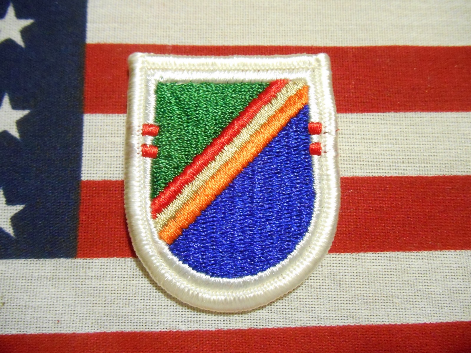 75TH RANGER REGIMENT 2ND BN BERET FLASH TYPE 1