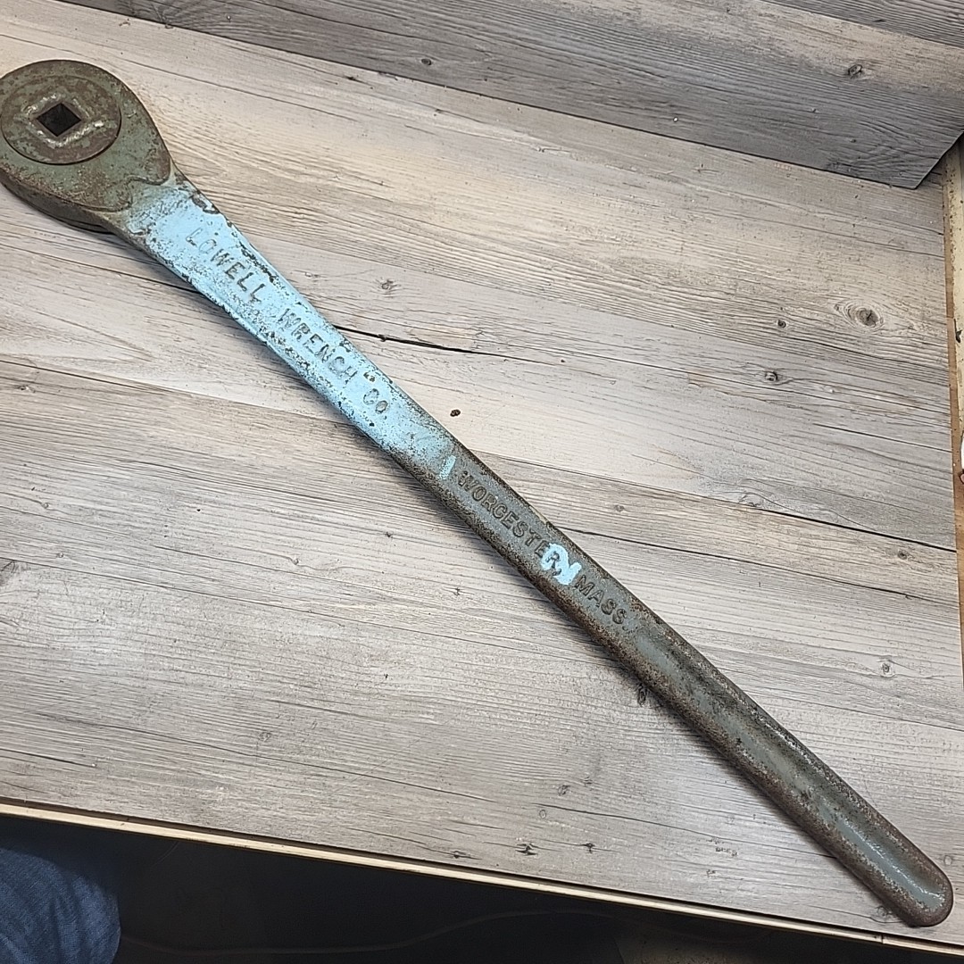 37 Inch Lowell Wrench Co No 44 Heavy Duty Ratchet Worcester, Mass