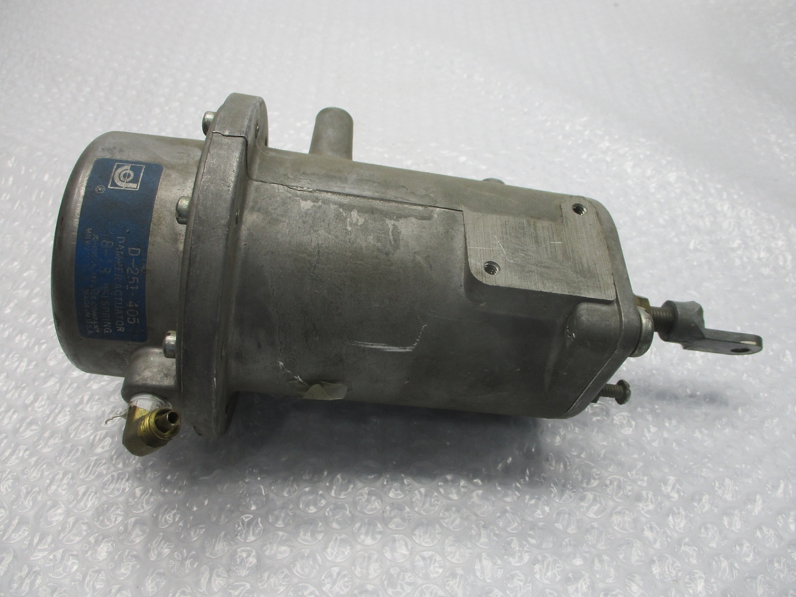 JOHNSON D-251-405 ACTUATOR DAMPER UNMP
