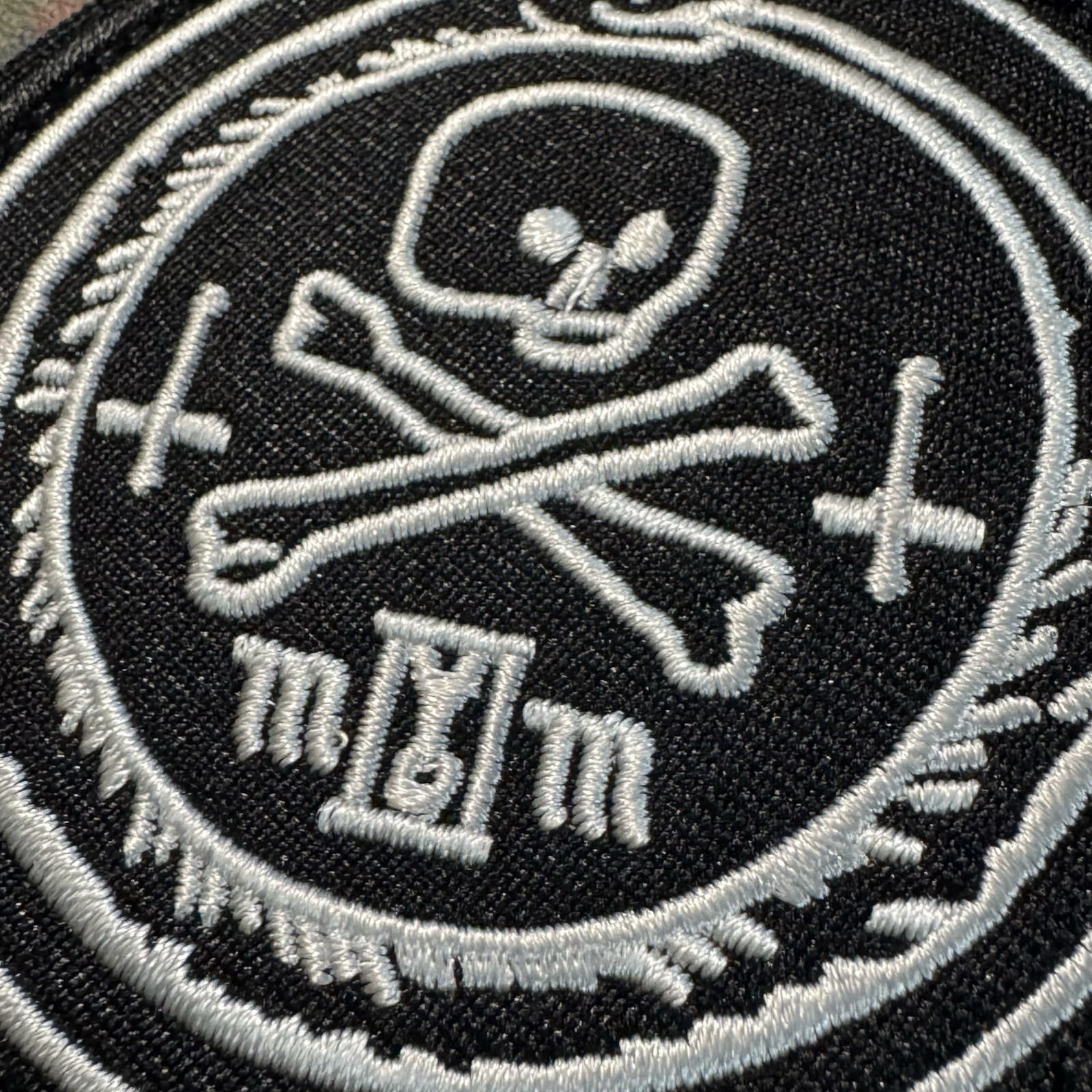 MEMENTO MORI Round Embroidered Patch Hook Loop OUROBOROS CROSSBONES GOTHIC GOTH