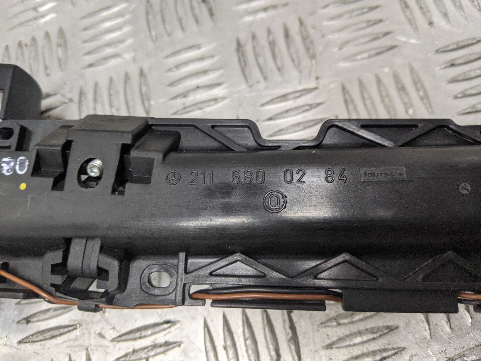 Mercedes E220 Cdi Avantgarde Auto 2007 Glove Box Lock Mech