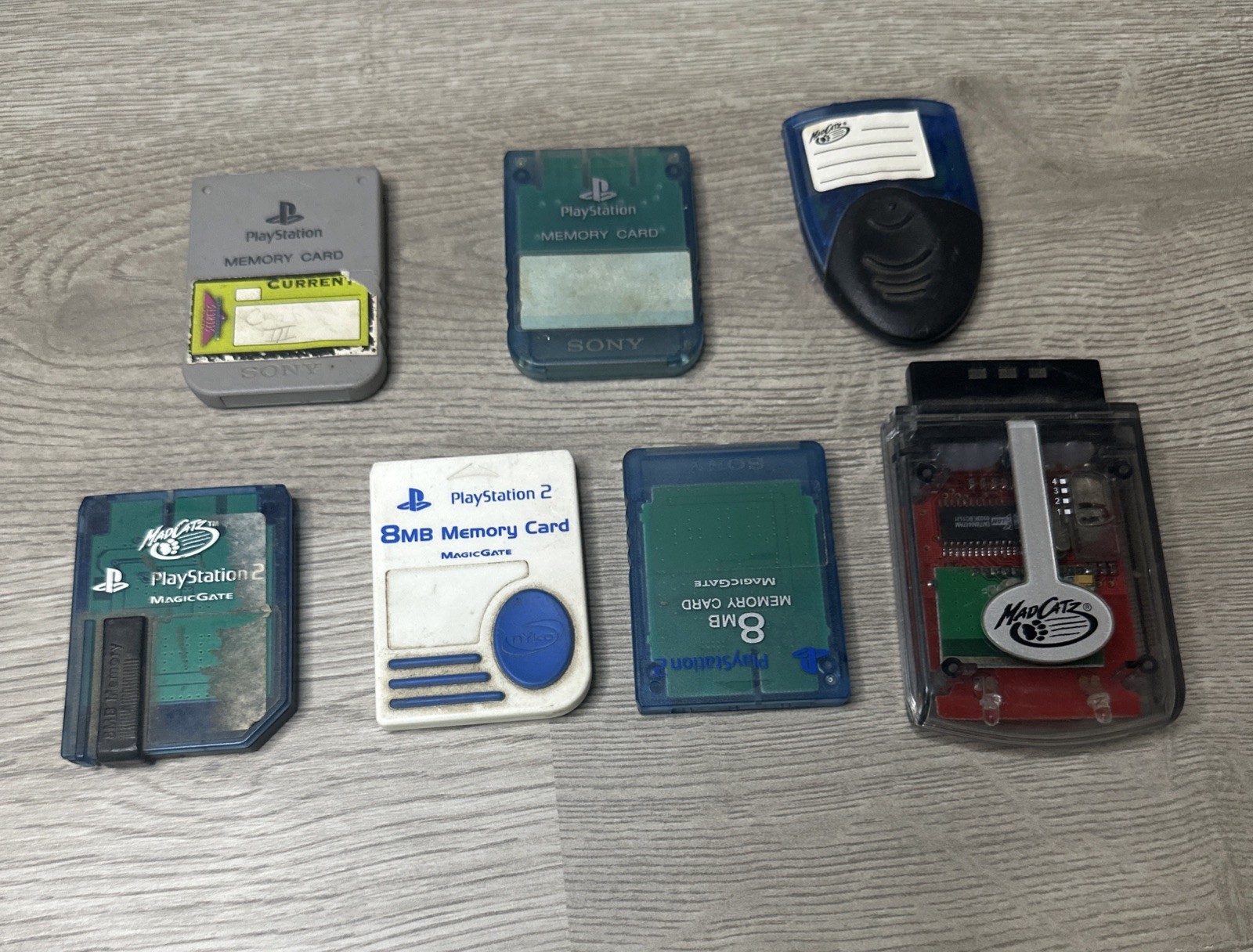 Lot Of 7 Memery Cards For PlayStation 1, PlayStation 2 And Xbox 1.Ships Same Day
