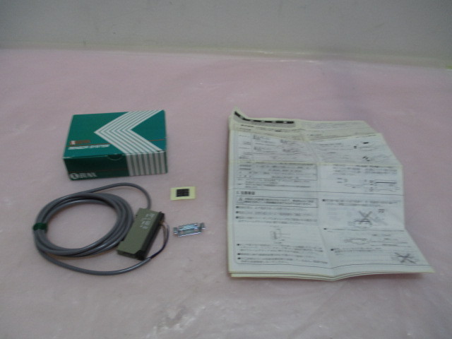 SUNX FX-7, H8, Photoelectric Amplifier, Sensor, W/ Instructions, Screws. 416715