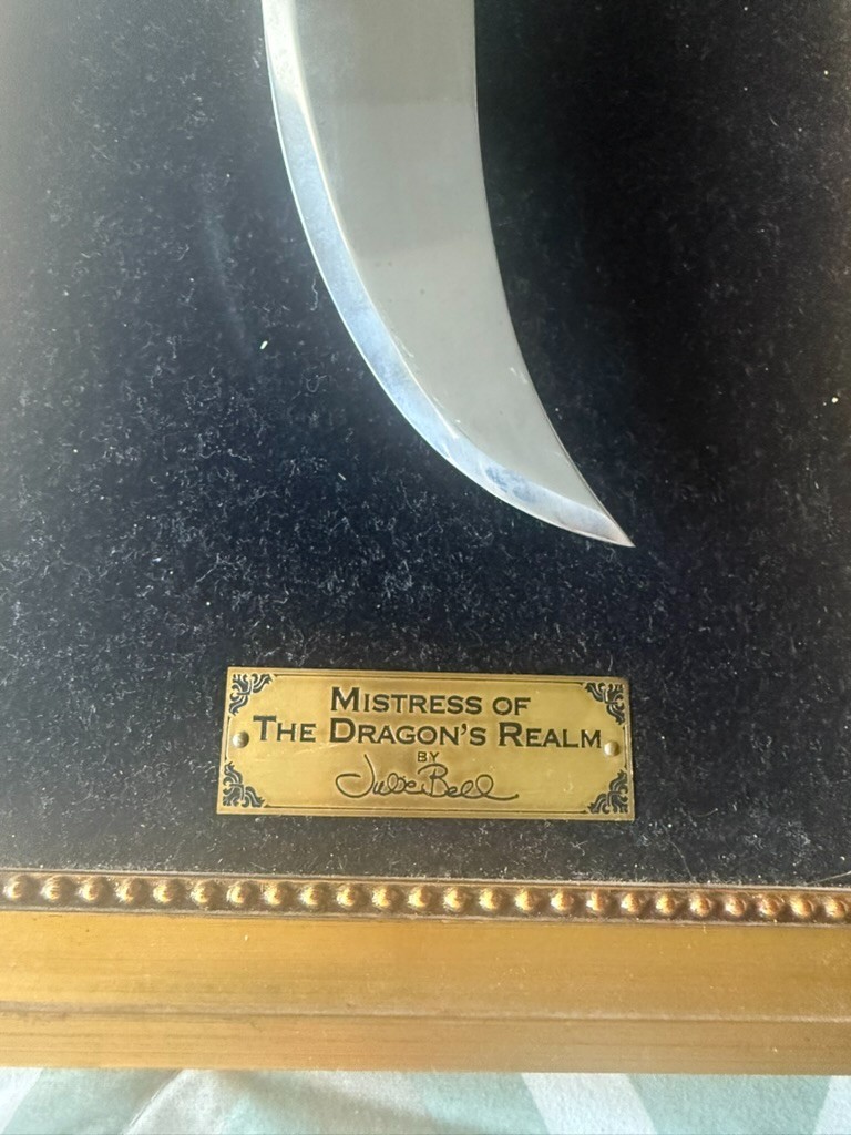 Mistress of The Dragon's Realm Dagger Knife By Julie Bell