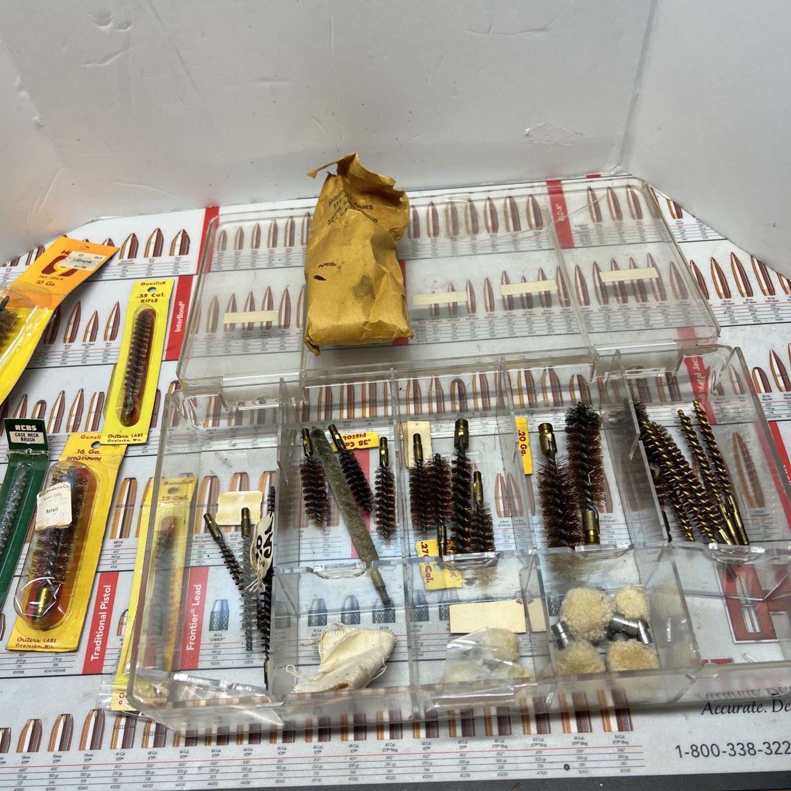 VINTAGE GUNS-SLICK  BRASS BORE  BRUSH (20)LOT  & SWABS 10 , 16,25 ,12 CAL & MORE