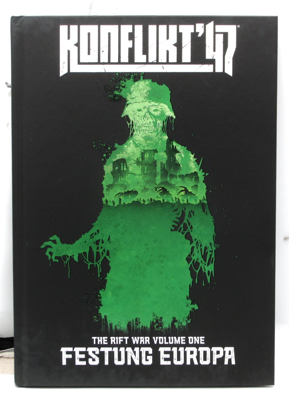 Konflikt '47 451010004 Festung Europa (Book) K47 Rift War Volume One Weird War