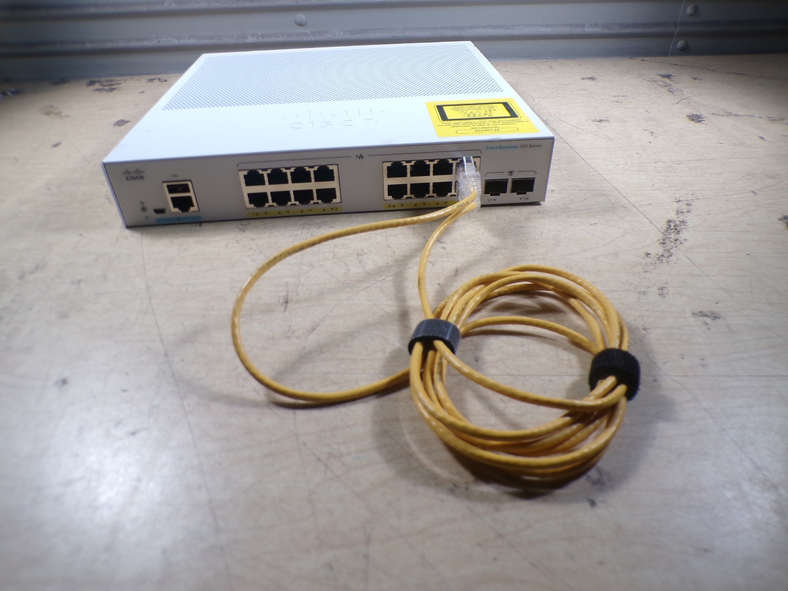 CISCO BUSINESS 350 SERIES CBS350-16T-2G 16-PORT GIGABIT MANAGED SWITCH