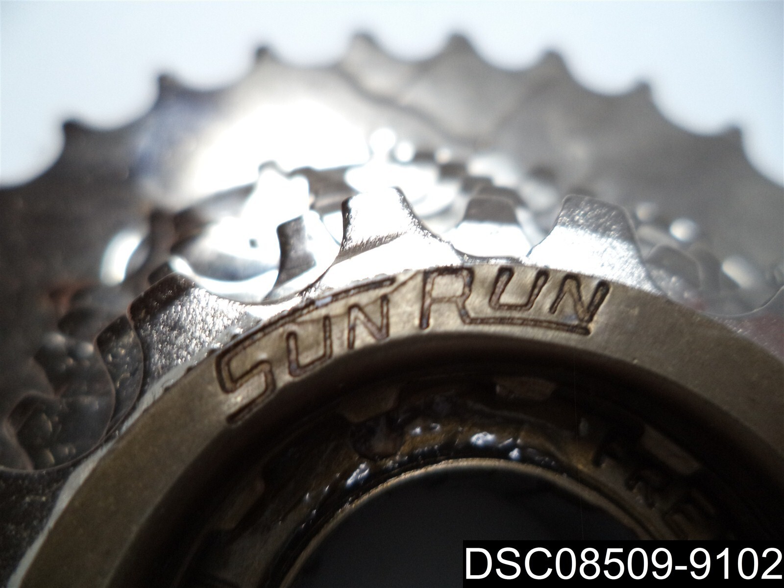 SUN RUN Six Speed Freewheel 14-28 Teeth, SR-341
