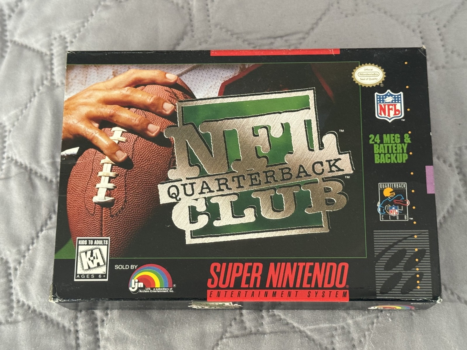 NFL Quarterback Club    *  Snes Box Only * Super Nintendo Original box