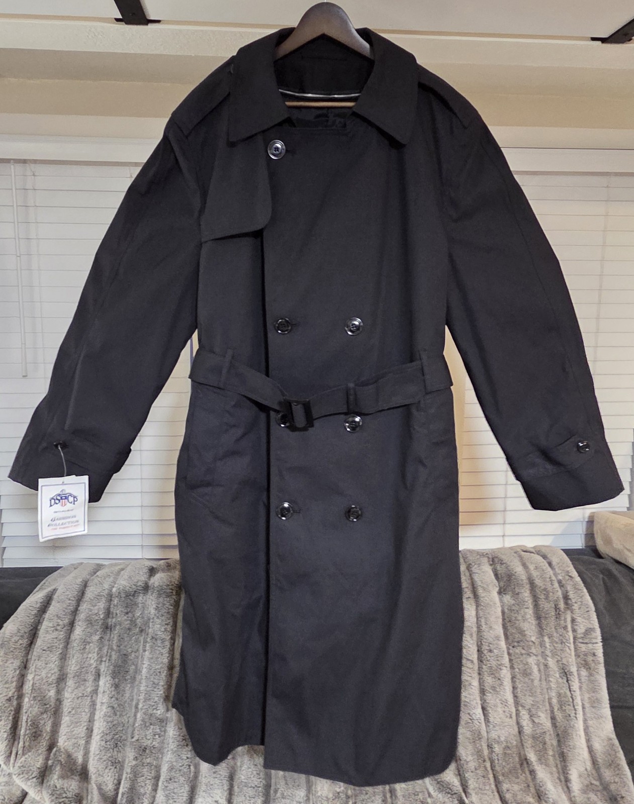COAT, ALL WEATHER, MEN'S, ARMY, BLACK   42R   8405-01-308-8701
