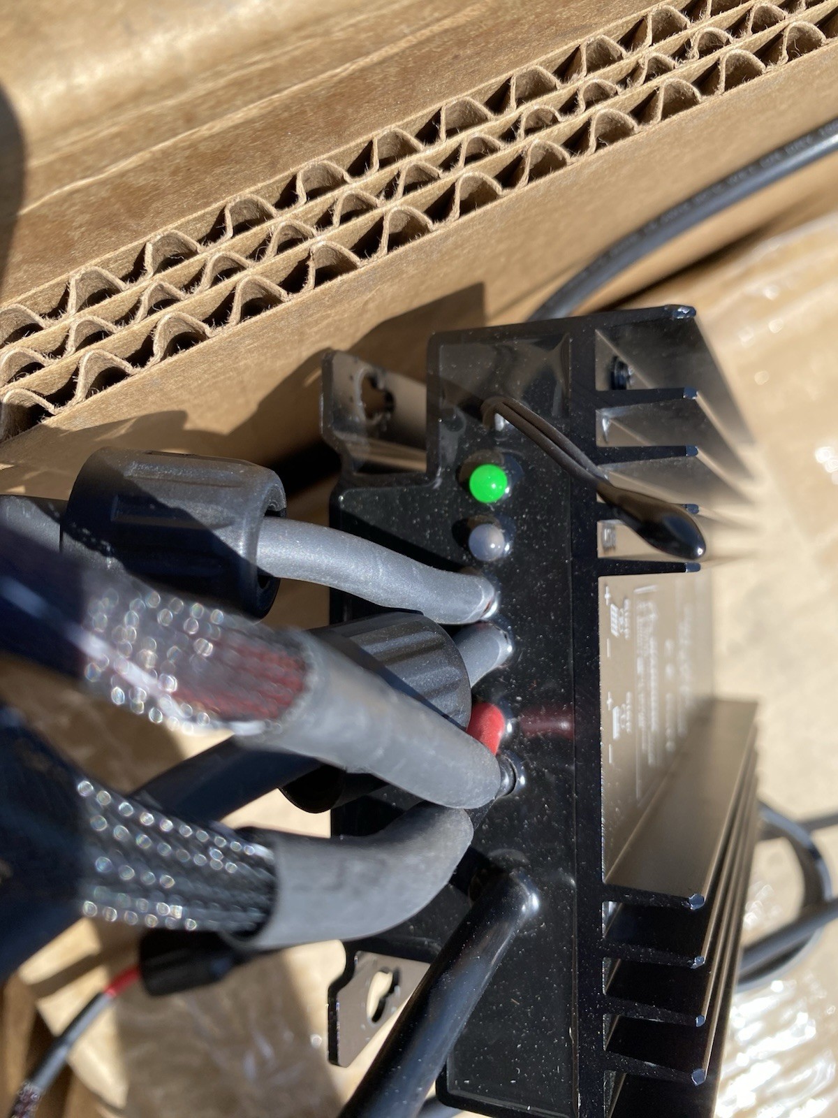 MERLIN SOLAR MST-TS30 MPPT SOLAR CHARGE CONTROLLER TESTED