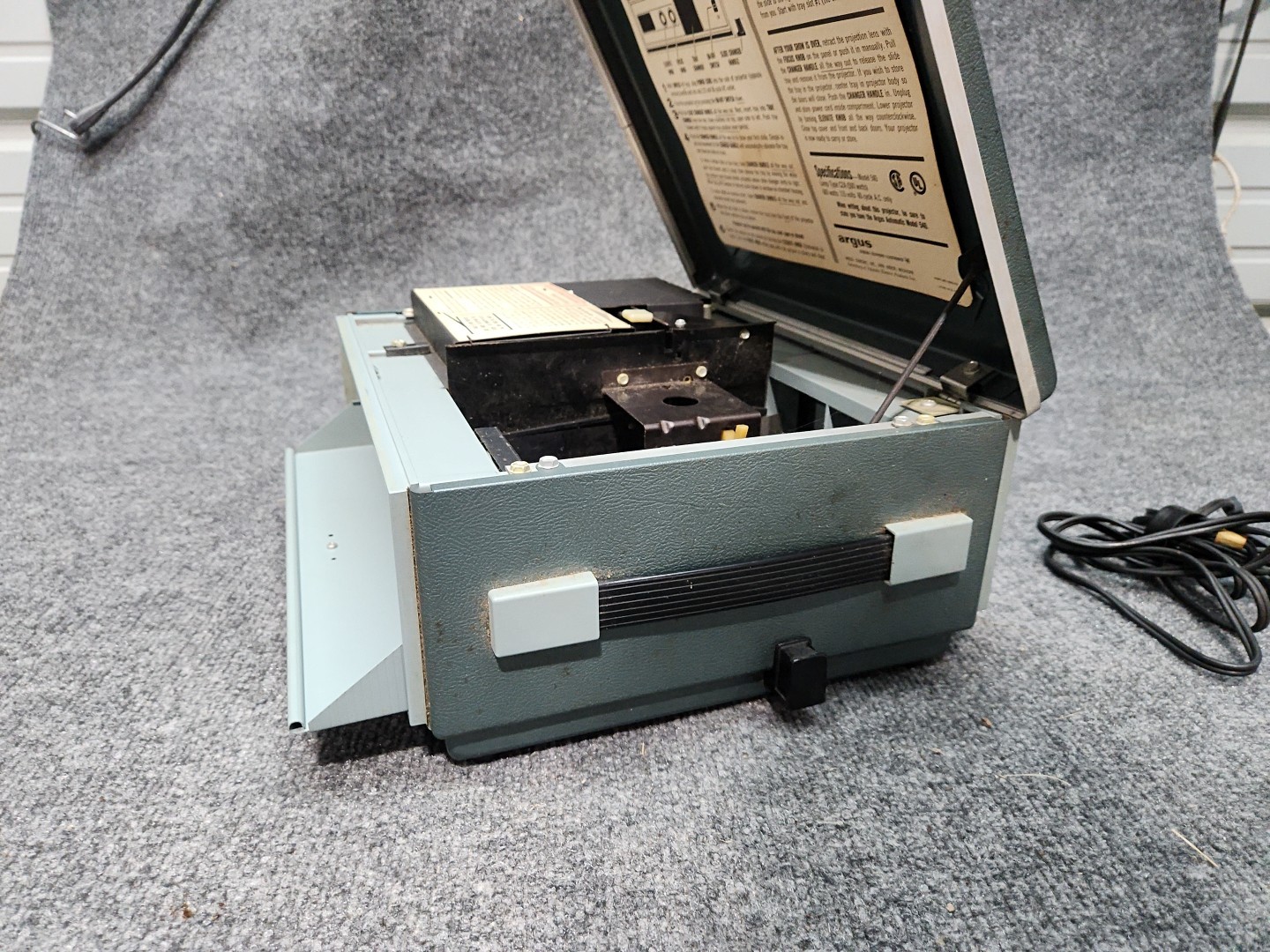 Argus 540 Slide Projector Vintage 1950s Tech Green Automatic