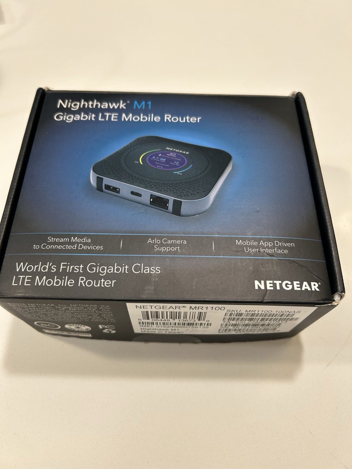 NETGEAR Nighthawk M1 MR1100 Wireless Wi-Fi Hotspot Modem Unlocked
