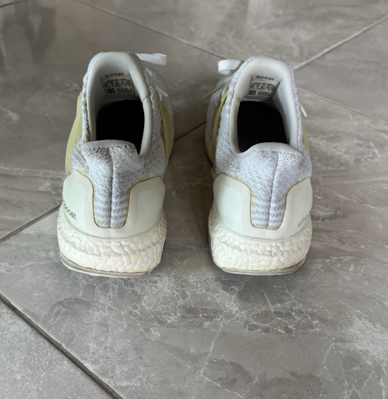 adidas Ultra Boost Men's Running Shoes White Yellow Textile Size 8.5 BA7686