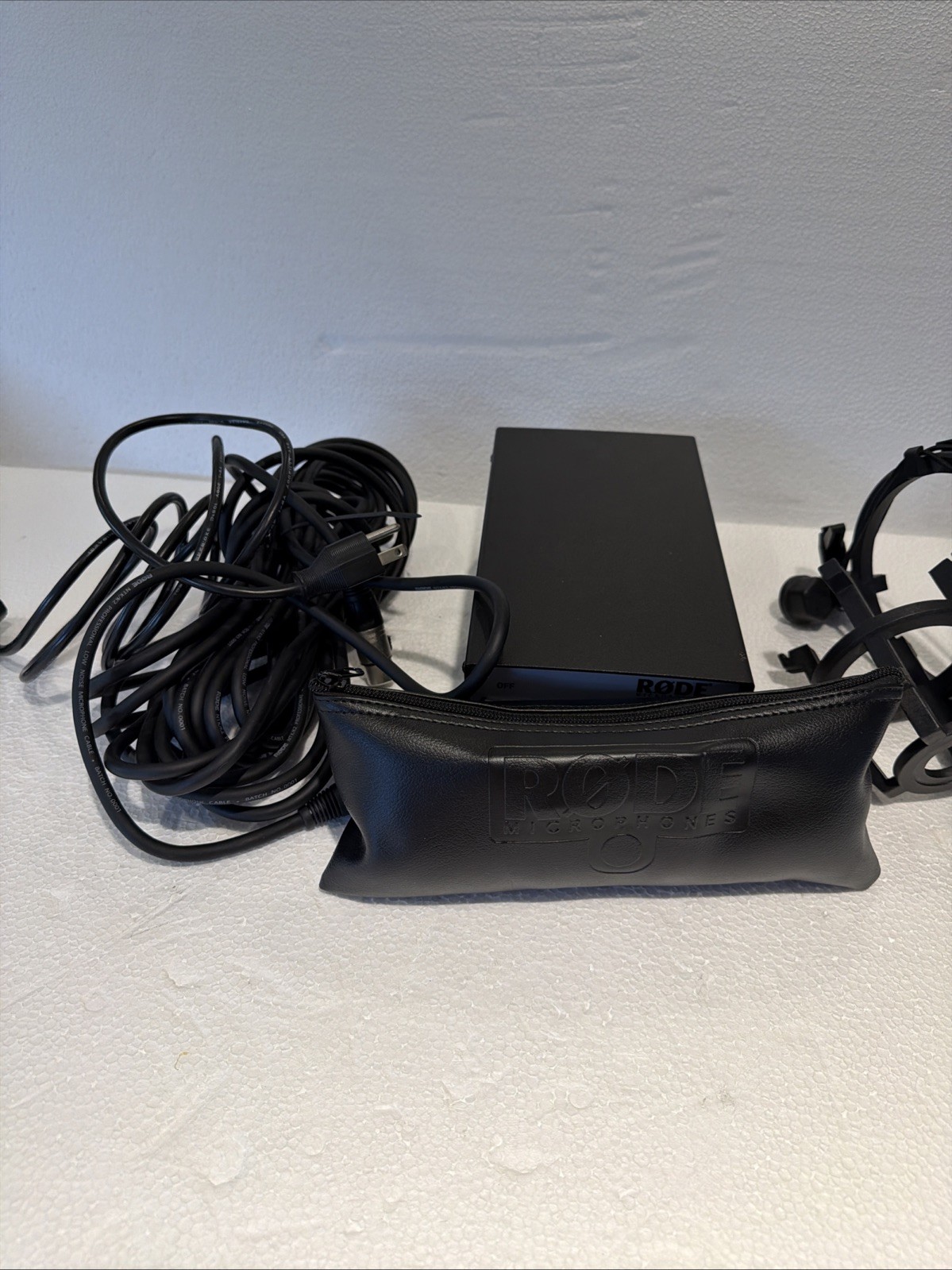 NTK MICROPHONE POWER SUPPLY AND MICROPHONE