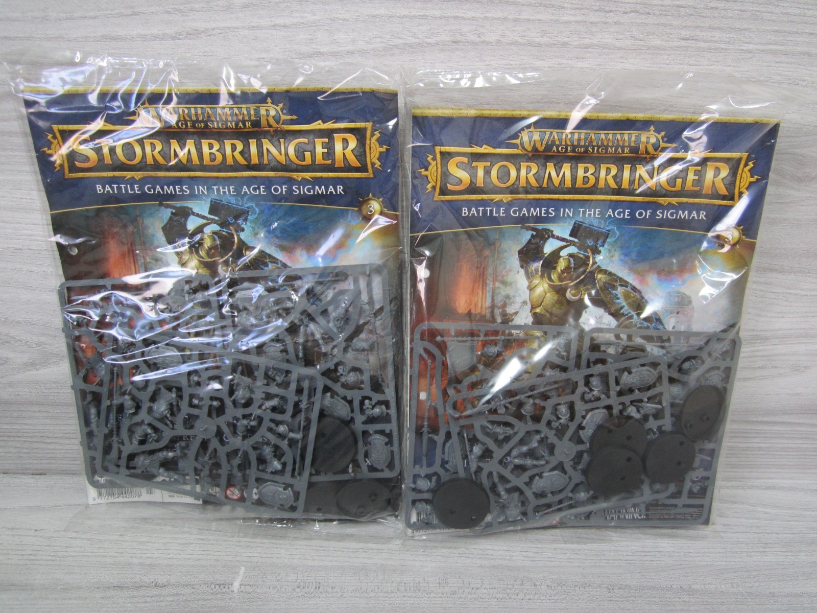 WARHAMMER AGE OF SIGMAR STORMBRINGER ISSUE 3 5XVINDICATORS X2 MAGAZINES