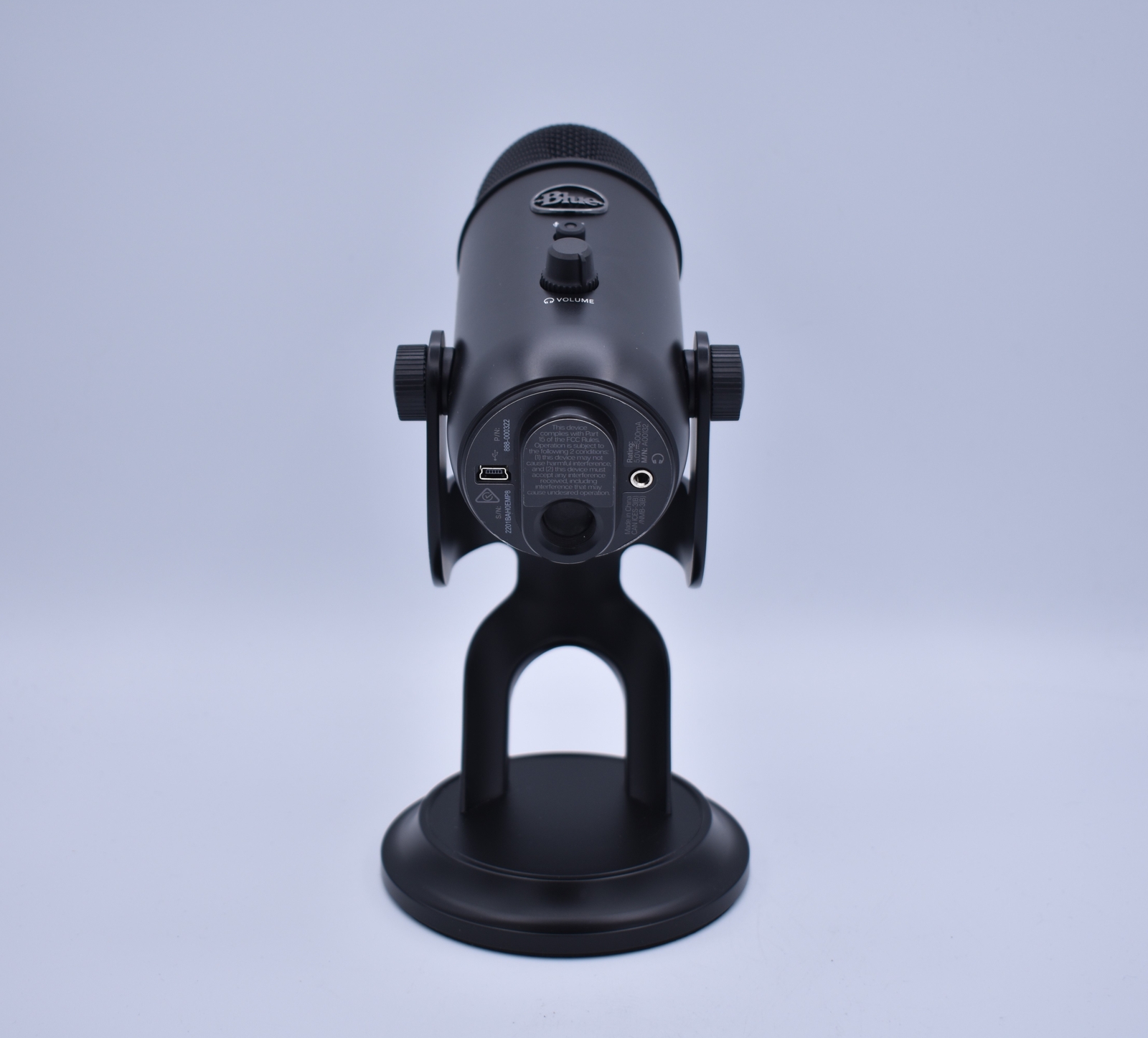 Blue Yeti USB Microphone with Figure Eight Stand for Recording/Streaming