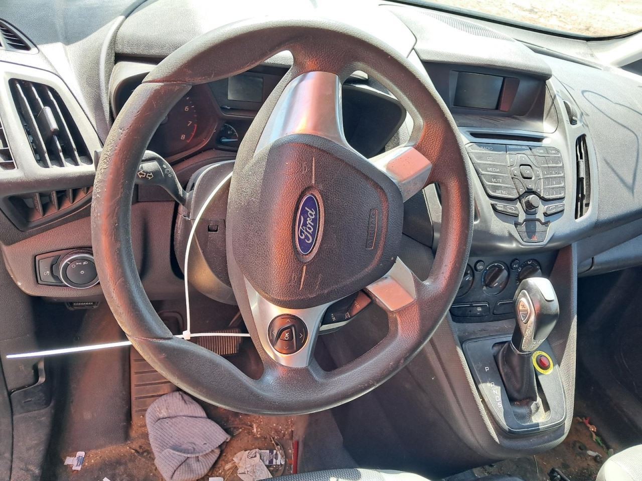 TRANSCNCT 2017 Glove Box 4783078