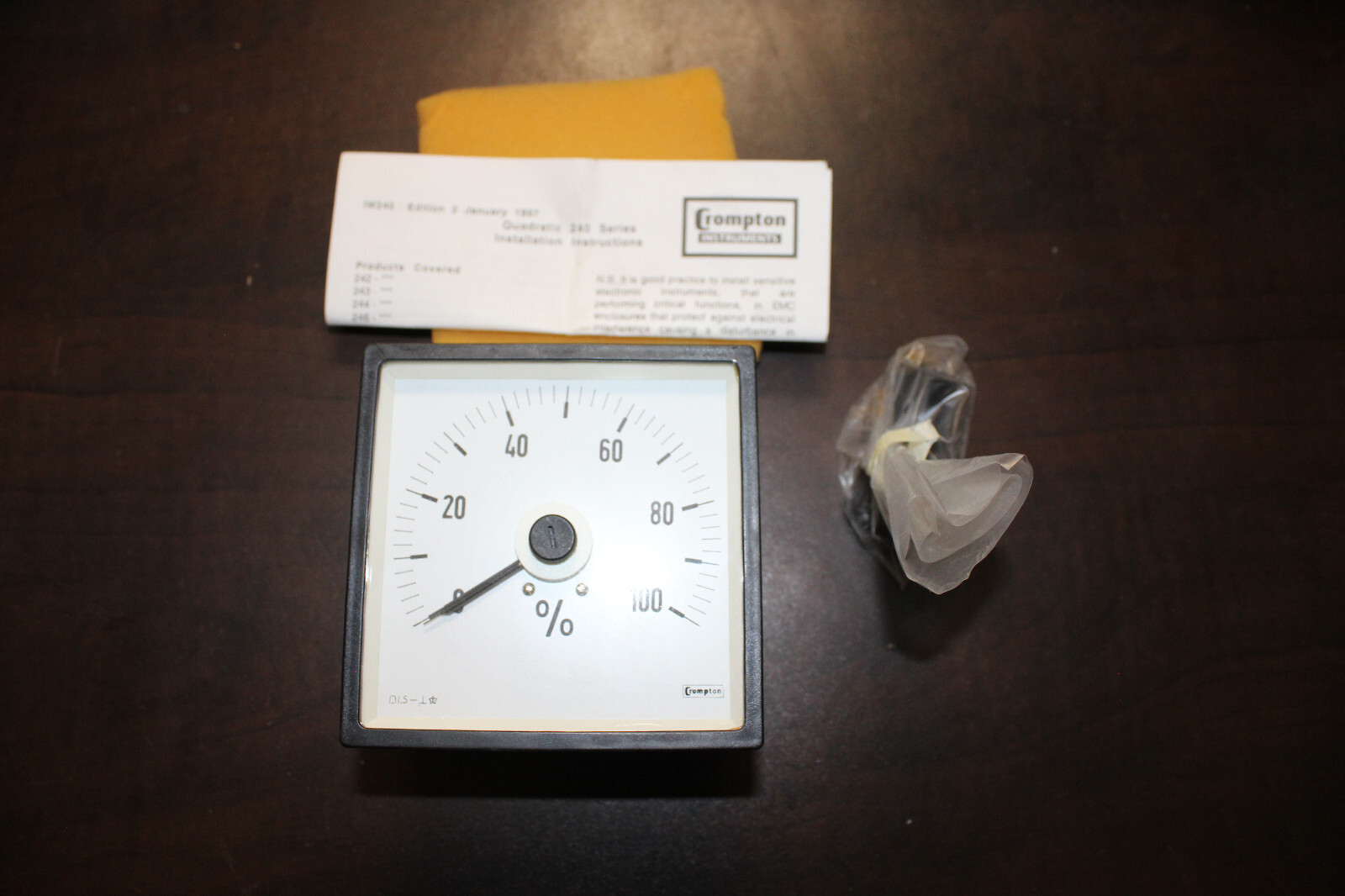 Crompton 244-05VG-MTIP Meter Scaled 0/100% DC