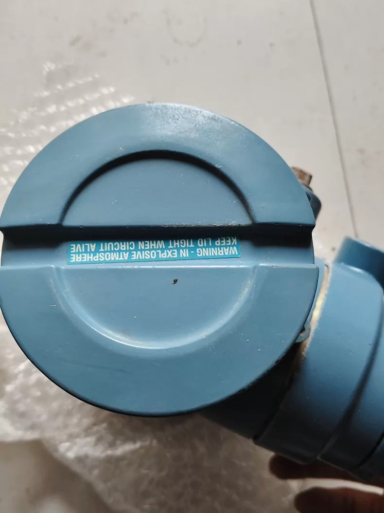 Micro Motion 1700R11ABUMZZZ Flow Sensor Used 1PCS