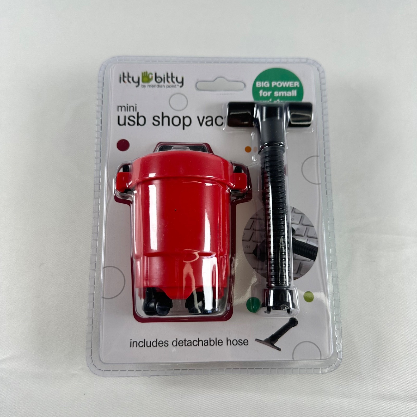 Itty Bitty - Mini USB Shop Vac - Red and Black - Detachable Hose - NWT