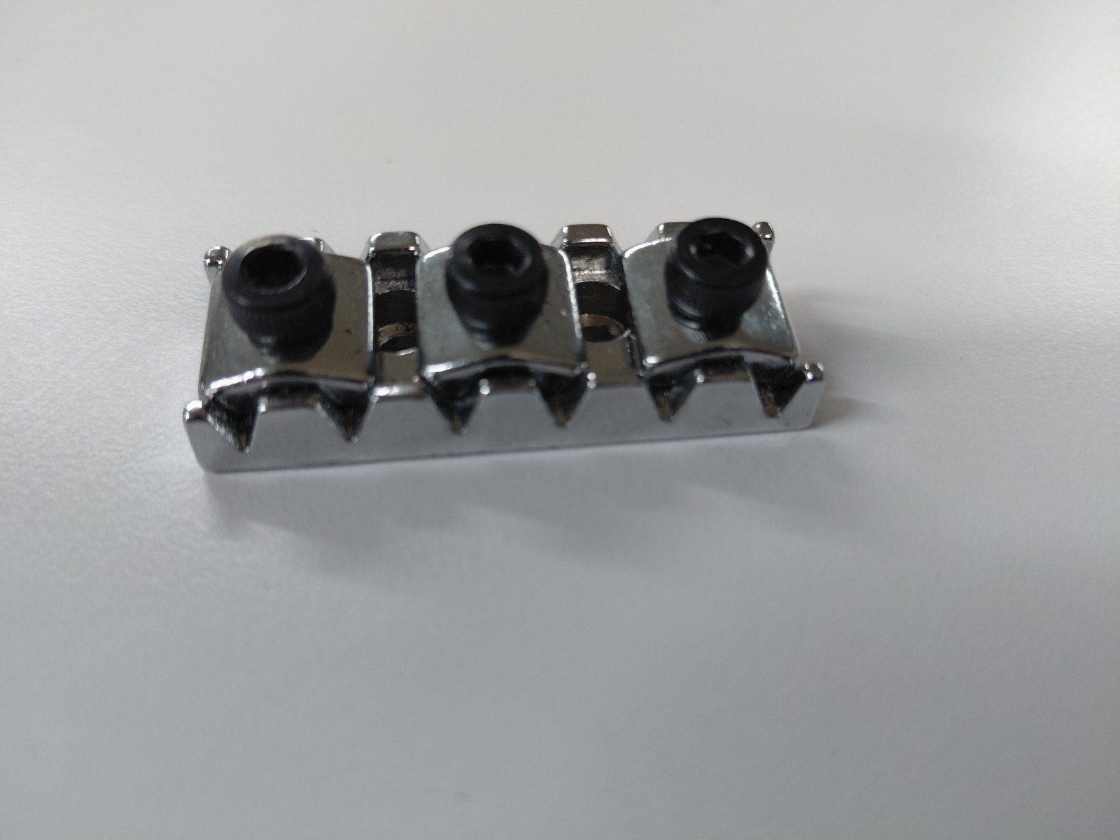 Peavey 42MM Chrome Locking Nut /With Nut Blocks #8