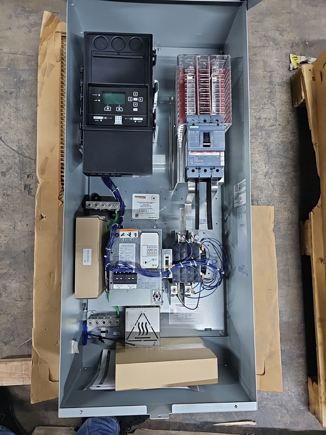 NEW Generac Automatic Transfer Switch 200 amp TX30INSO200A2CH 480V