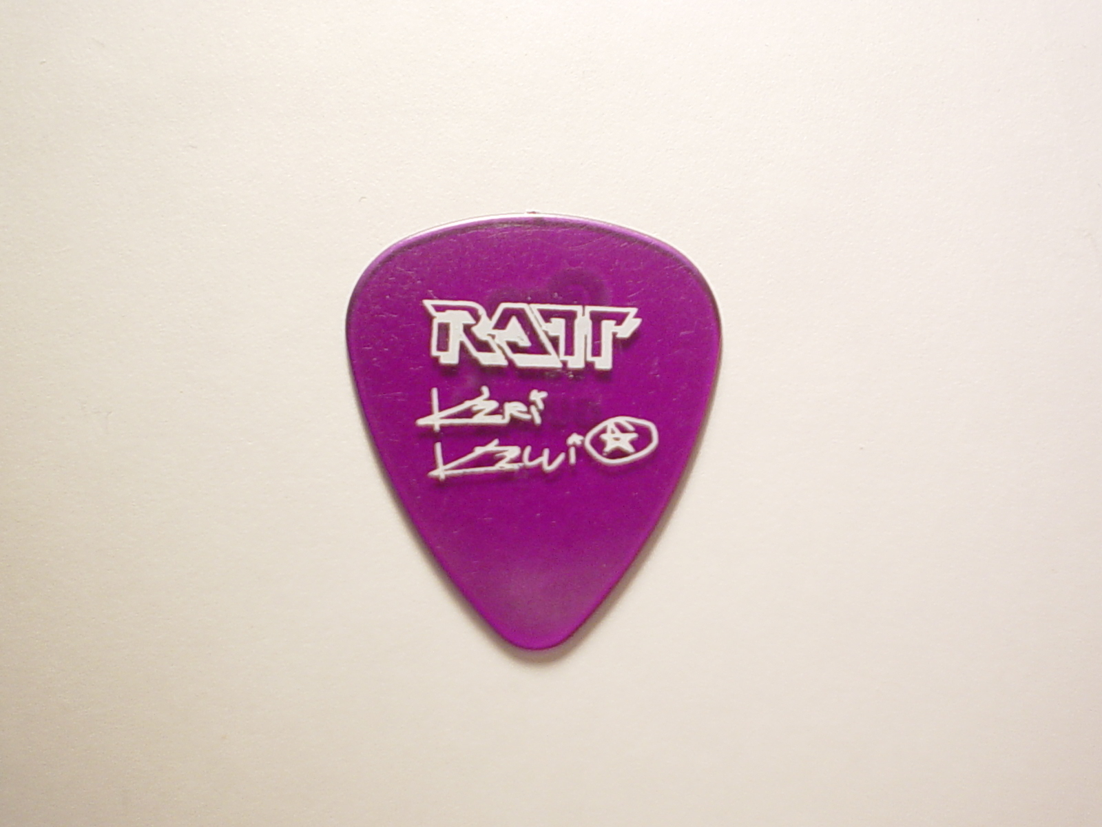 RATT Logo & Keri Kelli Signature Very RaRe 1999 Concert Tour RaRe GUITAR PICK