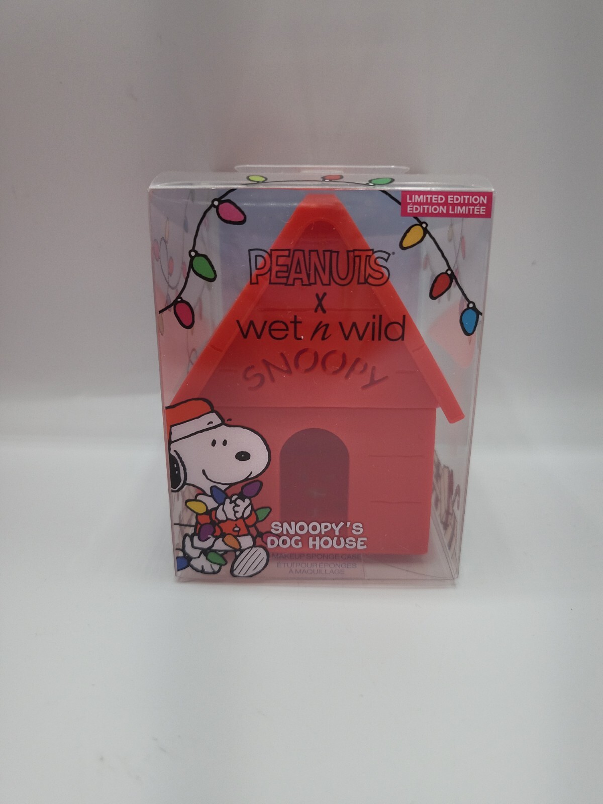 Peanuts Wet N Wild Snoopy's Dog House Makeup Sponge Case Limited Edition